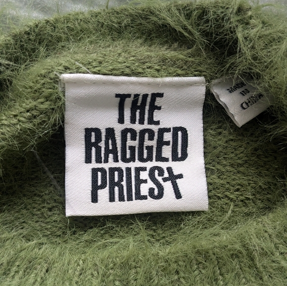 Fuzzy Green Cropped Sweater - Picture 6 of 8